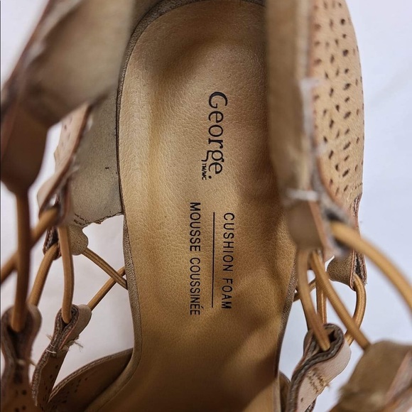 George Nude Beige Heels - Picture 2 of 7
